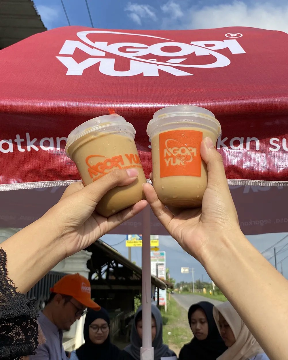 Bisnis Minuman vs Makanan: Mana Lebih Menguntungkan? Bisnis Minuman vs Makanan: Mana Lebih Menguntungkan?