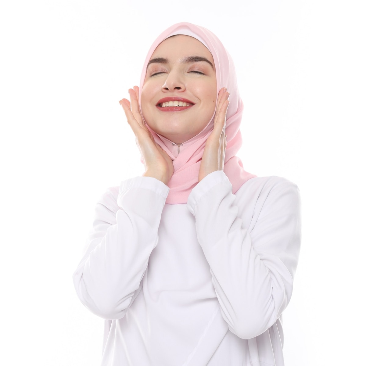 5 Manfaat Cream Vmale yang Cepat Memutihkan Wajah 5 Manfaat Cream Vmale yang Cepat Memutihkan Wajah