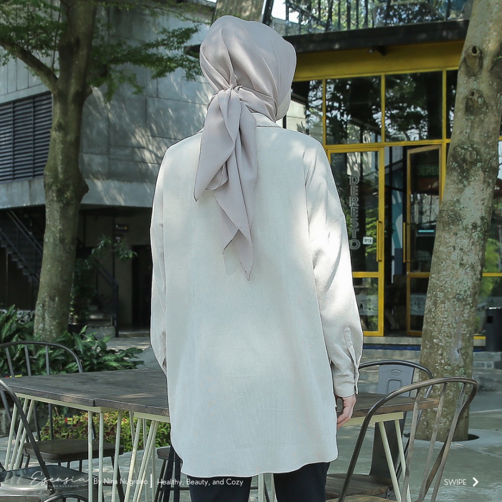 Hijab, Kemeja, dan Celana Dijual Terpisah