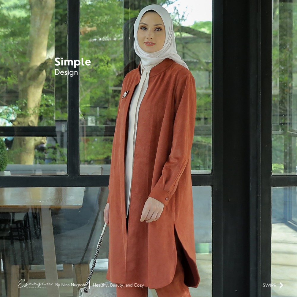 Hijab, Outer,Kemeja, Celana, dan Brooch Dijual Terpisah