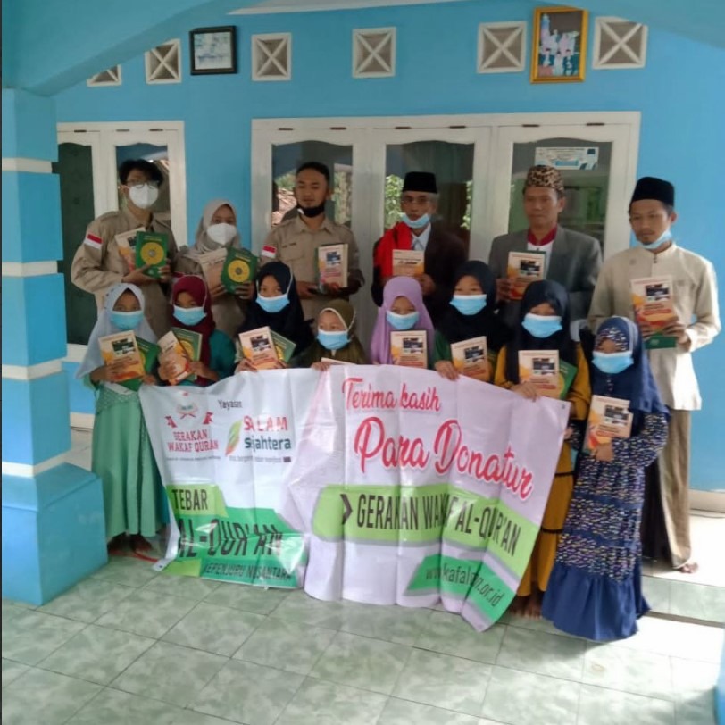 Tebar Mushaf Al-Qur’an Di Kecamatan Ciampea Kabupaten Bogor