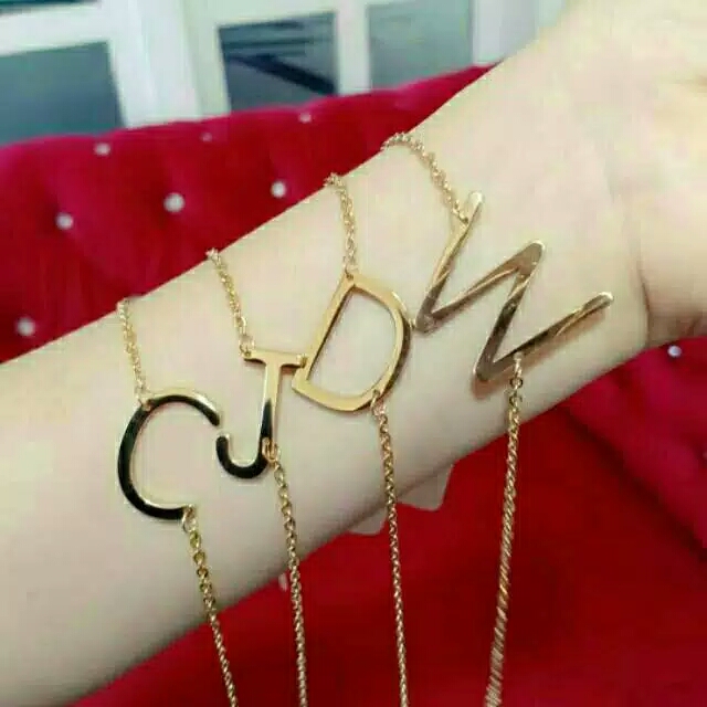  Gelang  Tangan Huruf  Titanium  Lapis Emas