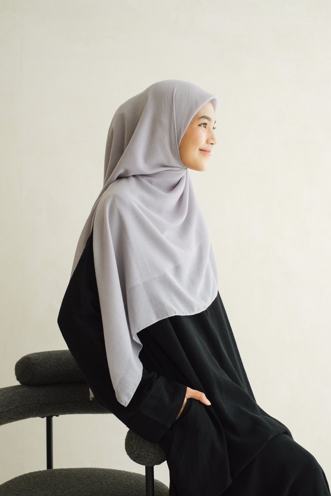 How to Style Sofeeya Linen Abaya