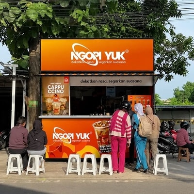 Franchise Kopi Terlaris 2026: Mengapa Paket Booth & Kontainer Ngopi Yuk Jadi Buruan?
